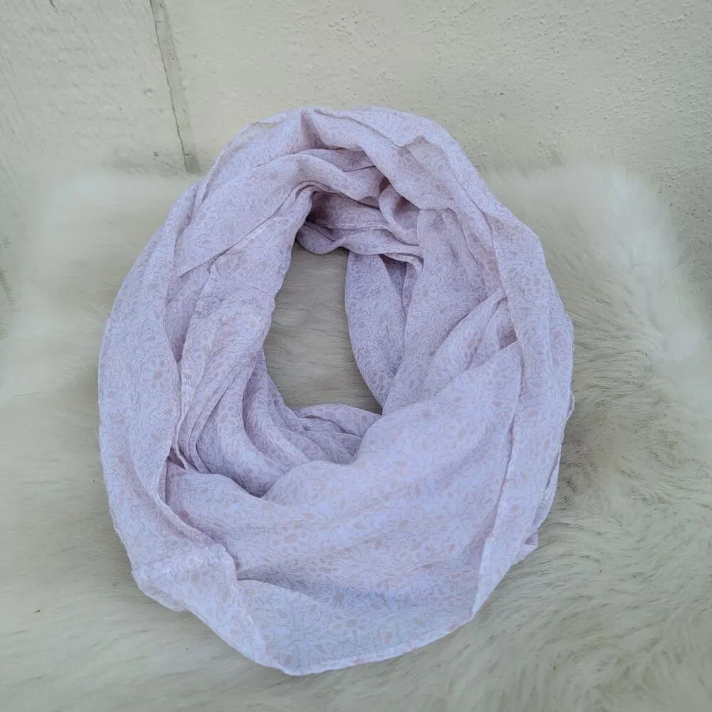 Abercrombie and Fitch lightweight infinity scarf Pale Pink/wht Y2K Preppy